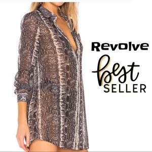 REVOLVE BNWT Vella long button down